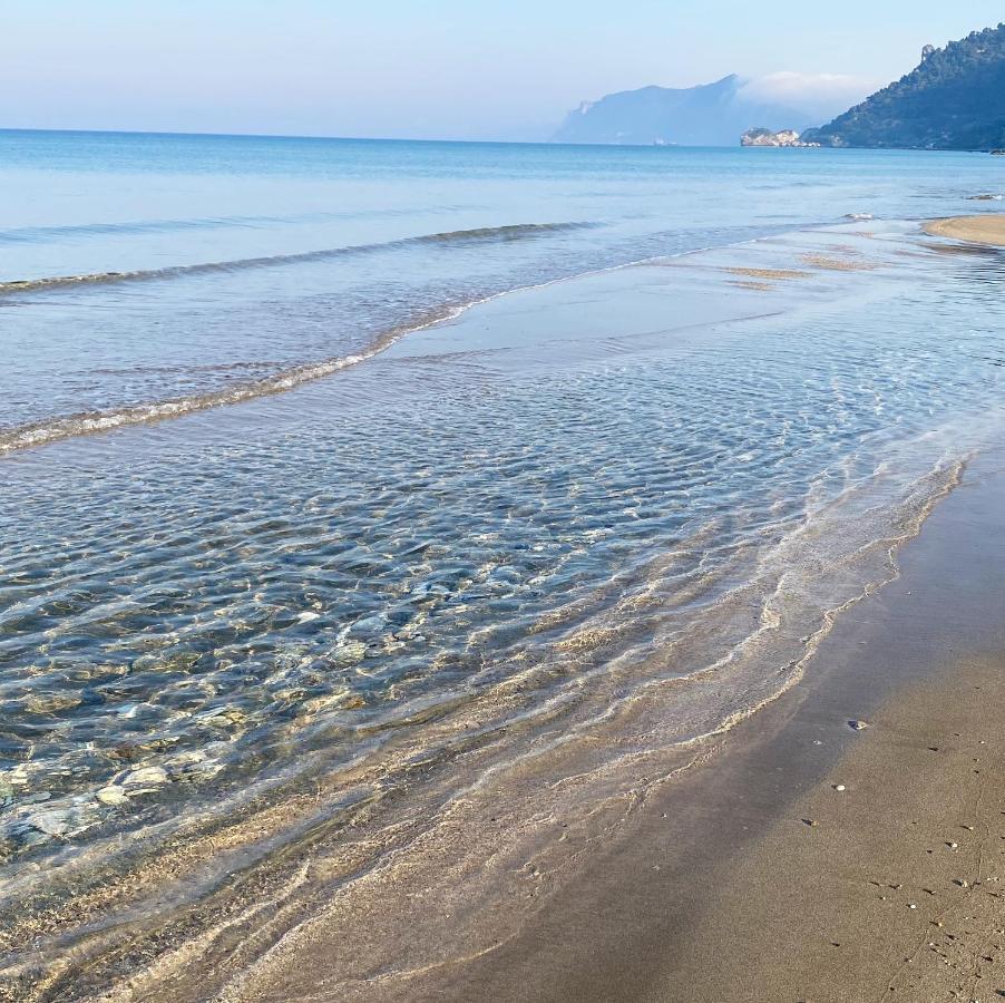 Sebastian'S - Agios Gordios Beach Εξωτερικό φωτογραφία